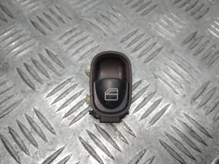 кнопка стеклоподъемника двери Mercedes-Benz C-Класс W203/S203/CL203 S203 2002, 2.2 л., CDi, OM 611.962, дизель, 6МКПП, серебро, универсал, задний привод, правый руль, A2038200210