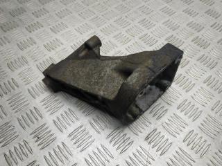 кронштейн двигателя Mercedes-Benz C-Класс W203/S203/CL203 CL203 2001, 2.2 л., CDi, OM 611.962, дизель, АКПП, obsidianschwarz / 197, хетчбэк 3 дв., задний привод, правый руль, A6112230704