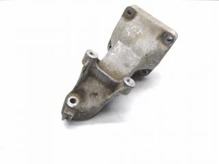 кронштейн двигателя Mercedes-Benz C-Класс W203/S203/CL203 CL203 2002, 2.2 л., CDi, OM 611.962, дизель, 6МКПП, серебро, хетчбэк 3 дв., задний привод, правый руль, A6112230704