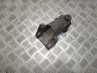 кронштейн двигателя Mercedes-Benz E-Класс W210/S210 [рестайлинг] 1999, 2.2 л., CDi, OM 611.961, дизель, 5МКПП, синий, седан, задний привод, правый руль, 6112231004