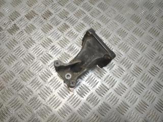 кронштейн двигателя Mercedes-Benz E-Класс W210/S210 [рестайлинг] 2000, 2.2 л., CDi, OM 611.961, дизель, АКПП, серебро, седан, задний привод, правый руль, 6112231004