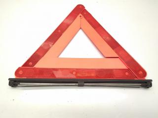 знак аварийной остановки Mercedes-Benz E-Класс W211/S211 2003, 2.2 л., CDi, дизель, АКПП, brillantsilber / 744, седан, задний привод, правый руль, A2118900197, A2098900097, A2118900397