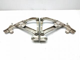 петля капота Mercedes-Benz E-Класс W211/S211 2003, 2.2 л., CDi, дизель, АКПП, brillantsilber / 744, седан, задний привод, правый руль, 2118800128, 2118800228