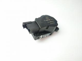 моторчик заслонки печки Mercedes-Benz E-Класс W211/S211 [рестайлинг] 2007, 2.2 л., CDi, дизель, АКПП, tansanitblau / 359, седан, задний привод, правый руль, A2038201642