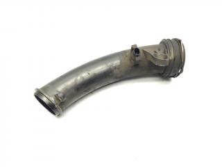 патрубок интеркулера Mercedes-Benz E-Класс W211/S211 [рестайлинг] 2007, 2.2 л., CDi, дизель, АКПП, iridiumsilber / 775, седан, задний привод, правый руль, A6460980207