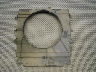 диффузор вентилятора Mercedes-Benz Sprinter 2 поколение [рестайлинг] (W906) 2016, 2.1 л., CDi, OM 651.955, дизель, 6МКПП, белый, микроавтобус, задний привод, правый руль, A9065050855