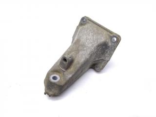 кронштейн двигателя Mercedes-Benz CLK-Класс W208/A208 C208 1998, 2.3 л., Kompr, M 111.975, бензин, АКПП, белый, купе, задний привод, правый руль, 1112230904, 6112230604, 6042230104