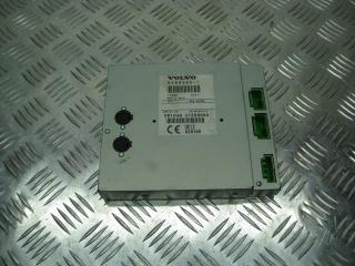 усилитель музыкальный Volvo V70 2 поколение 2002, 2.4 л., D, D 5244 T, дизель, 5МКПП, синий, универсал, передний привод, правый руль, 9489580