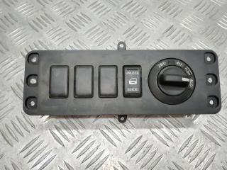 кнопка (выключатель) Nissan Navara D40 2006, 2.5 л., DCi, YD25DDTi, дизель, 6МКПП, красный, пикап, правый руль, 68492EB300