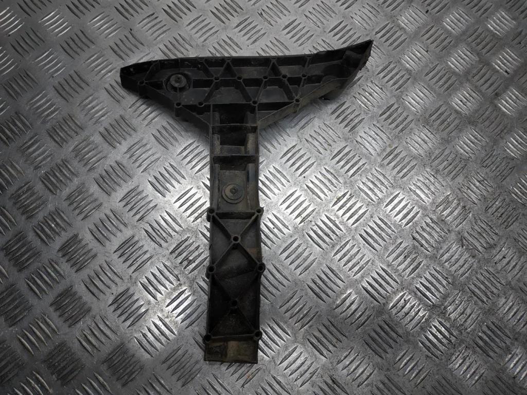 Крепление бампера переднего Volkswagen LT 2 поколение 2000, 2.5 л., TDi, BBE, дизель, 5МКПП, grauweiss, микроавтобус, задний привод, правый руль, 2D0807135A - фото №1