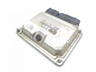 блок управления двигателем Audi A4 B6 2003, 2.5 л., TDi, AKE, дизель, 6МКПП, т-зелёный, седан, передний привод, правый руль, 8E0907401D, 0281010823