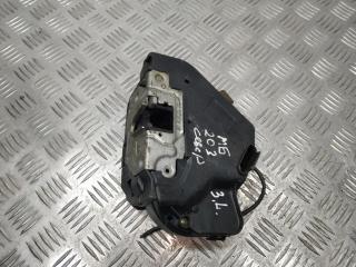 замок двери задней левой Mercedes-Benz C-Класс W203/S203/CL203 W203 2002, 2.6 л., i, M 112.913, бензин, 6МКПП, brillantsilber / 744, седан, задний привод, правый руль, A2037300135