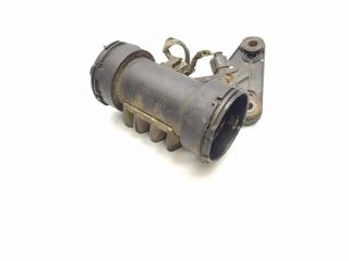 патрубок интеркулера Mercedes-Benz C-Класс W203/S203/CL203 [рестайлинг] 2004, 2.7 л., CDi, OM 612.962, дизель, 6МКПП, brillantsilber / 744, седан, задний привод, правый руль, A2035200095