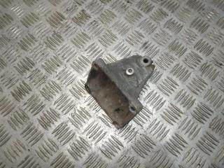 кронштейн двигателя Mercedes-Benz E-Класс W210/S210 [рестайлинг] S210 2001, 2.7 л., CDi, OM 612.962, дизель, 6МКПП, синий, универсал, задний привод, 6042230004