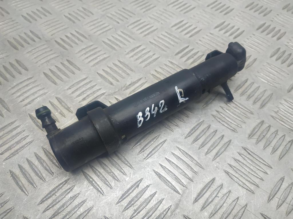 форсунка омывателя фары левая Mercedes-Benz E-Класс W211/S211 2002, 2.7 л., CDi, OM 647.961, дизель, АКПП, серебро, 744u, седан, задний привод, правый руль, 2118600547 - фото №1