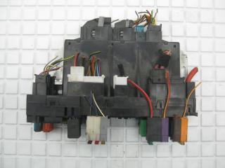 блок предохранителей Mercedes-Benz S-Класс W220 1999, 2.8 л., i, M 112.922, бензин, АКПП, голубой, седан, задний привод, правый руль, A0275454532, A0275456532