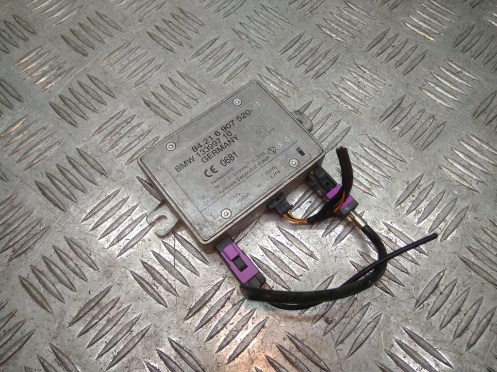 усилитель антенны BMW X5 E53 2002, 3.0 л., i, M54 B30 (306S3), бензин, 5МКПП, black saphir / 475, внедорожник 5 дв., полный привод, правый руль, 8421690752003 - фото №1