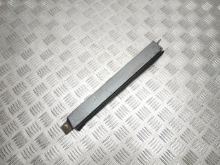 ресничка (ус) левой фары Mercedes-Benz W124 1 поколение [рестайлинг] S124 1992, 3.0 л., i, M 103.985, бензин, АКПП, серебро, универсал, полный привод, правый руль, A1248890563