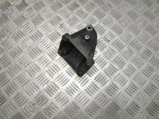 кронштейн двигателя Mercedes-Benz E-Класс W210/S210 S210 1998, 3.0 л., TD, OM 606.962, дизель, АКПП, серебро, универсал, задний привод, правый руль, A6062230104