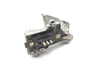 сопротивление печки Mercedes-Benz E-Класс W210/S210 [рестайлинг] S210 2001, 3.2 л., CDi, OM 613.961, дизель, АКПП, бежевый, 693u, универсал, задний привод, правый руль, 2108206210