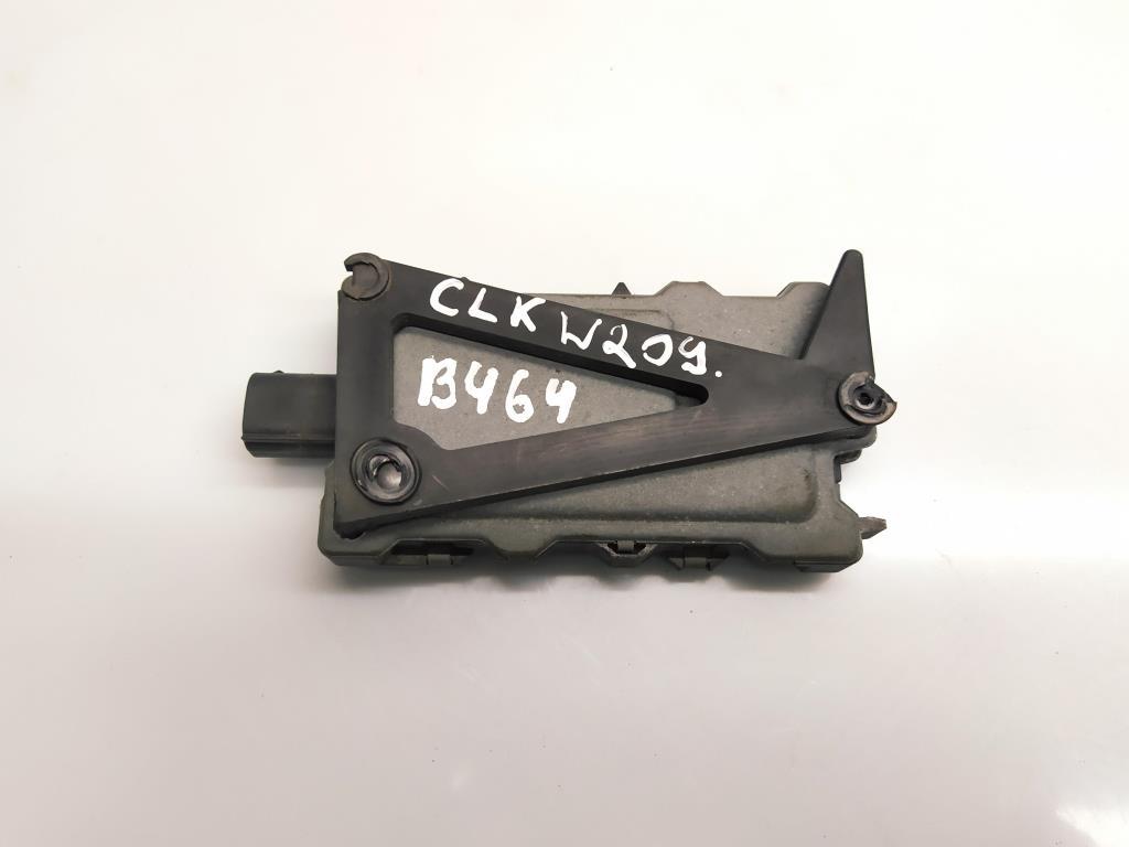 датчик загрязнения воздуха Mercedes-Benz CLK-Класс C209/A209 C209 2002, 3.2 л., i, M 112.955, бензин, АКПП, obsidianschwarz / 197, купе, задний привод, правый руль, A2118300472 - фото №1