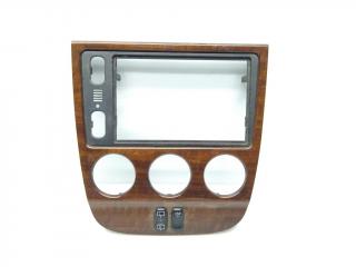 накладка декоративная Mercedes-Benz M-Класс W163 [рестайлинг] 2001, 2.7 л., CDi, OM 612.963, дизель, АКПП, brillantsilber / 744, внедорожник 5 дв., полный привод, правый руль