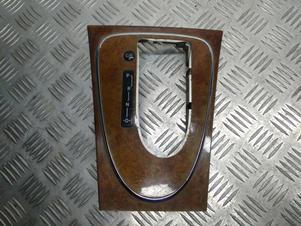 накладка декоративная Mercedes-Benz E-Класс W211/S211 2005, 3.2 л., CDi, OM 648.961, дизель, АКПП, серебро, седан, задний привод, правый руль - фото №1