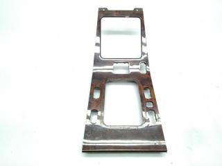 накладка декоративная Mercedes-Benz M-Класс W163 [рестайлинг] 2003, 3.7 л., i, M 112.970, бензин, АКПП, obsidianschwarz / 197, внедорожник 5 дв., полный привод, правый руль, A1636809236