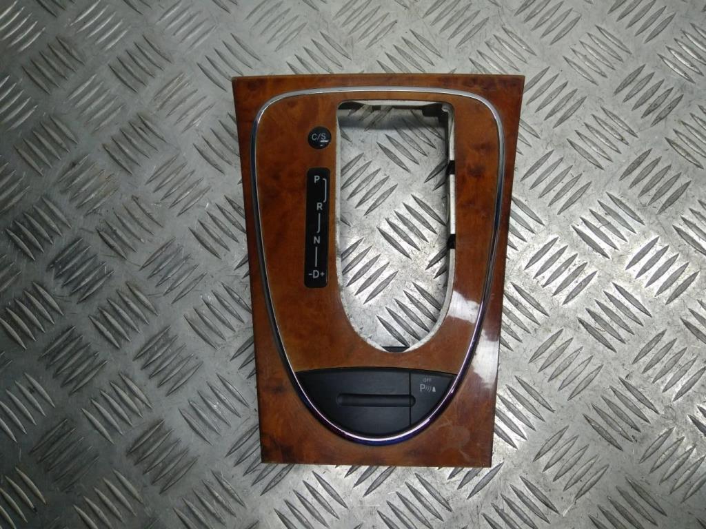 накладка декоративная Mercedes-Benz E-Класс W211/S211 S211 2004, 2.7 л., CDi, OM 647.961, дизель, АКПП, серебро, универсал, задний привод, правый руль - фото №1