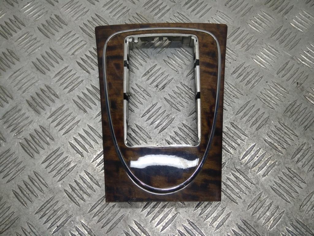 накладка декоративная Mercedes-Benz E-Класс W211/S211 2004, 2.7 л., CDi, OM 647.961, дизель, 6МКПП, cubanitsilber / 723, седан, задний привод, правый руль, A2116800936 - фото №1