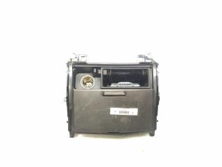 пепельница Lexus IS 2 поколение (XE20) XE20 2007, 2.2 л., D, 2AD-FHV, дизель, 6МКПП, серый, седан, задний привод, правый руль