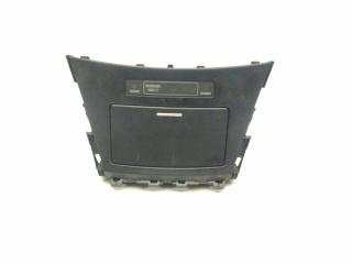 пепельница Toyota Avensis 3 поколение (T270) 2010, 2.0 л., D-4D, 1AD-FTV, дизель, 6МКПП, серый, универсал, передний привод, правый руль