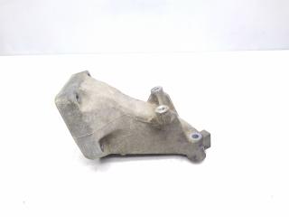 кронштейн двигателя Mercedes-Benz E-Класс W211/S211 2004, 2.2 л., CDi, дизель, АКПП, brillantsilber / 744, седан, задний привод, правый руль, A6112230704