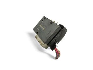 блок ABS Volvo V70 2 поколение 2001, 2.4 л., i, B 5244 S, бензин, 5МКПП, polar white / 189, универсал, передний привод, правый руль, 8619968, P08619975