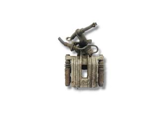 суппорт задний правый Audi A3 8P [рестайлинг] 2005, 1.6 л., FSI, BLF, бензин, 6МКПП, liquidblau / ly5j, хетчбэк 5 дв., передний привод, правый руль, 1K0615424J