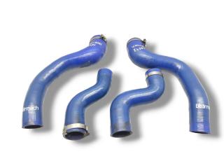 патрубок интеркулера Land Rover Range Rover Sport 1 поколение [рестайлинг] L320 2010, 3.6 л., D, 368DT, дизель, АКПП, russ black / 697, внедорожник 5 дв., полный привод, правый руль