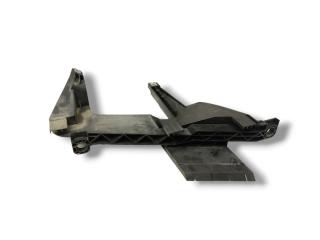 крепление фары правой BMW X3 E83 2006, 3.0 л., D, M57N2 306 D3, дизель, АКПП, silbergrau / a08, внедорожник 5 дв., полный привод, правый руль, 1301073025