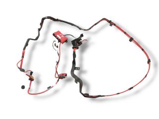 плюсовой провод аккумулятора BMW 1 серия F20/F21 [рестайлинг] F20 2015, 1.5 л., D, B37 D15 A, дизель, 6МКПП, karmesinrot / a61, хетчбэк 5 дв., задний привод, правый руль, 10304410, 9253111, 15974510, 9383927, 922775205