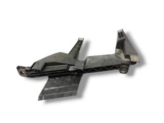 крепление фары левой BMW X3 E83 2005, 2.0 л., D, M47 D20 (204D4), дизель, 6МКПП, black saphir / 475, внедорожник 5 дв., полный привод, правый руль, 1301073024