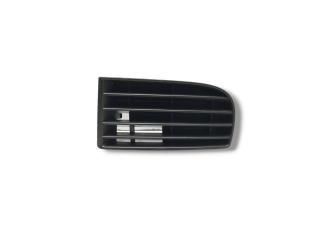 решётка бампера боковая левая Volkswagen Golf 5 поколение 2005, 1.6 л., FSI, BLF, бензин, 6МКПП, unitedgrey / la7t, хетчбэк 5 дв., передний привод, правый руль, 1K0853665