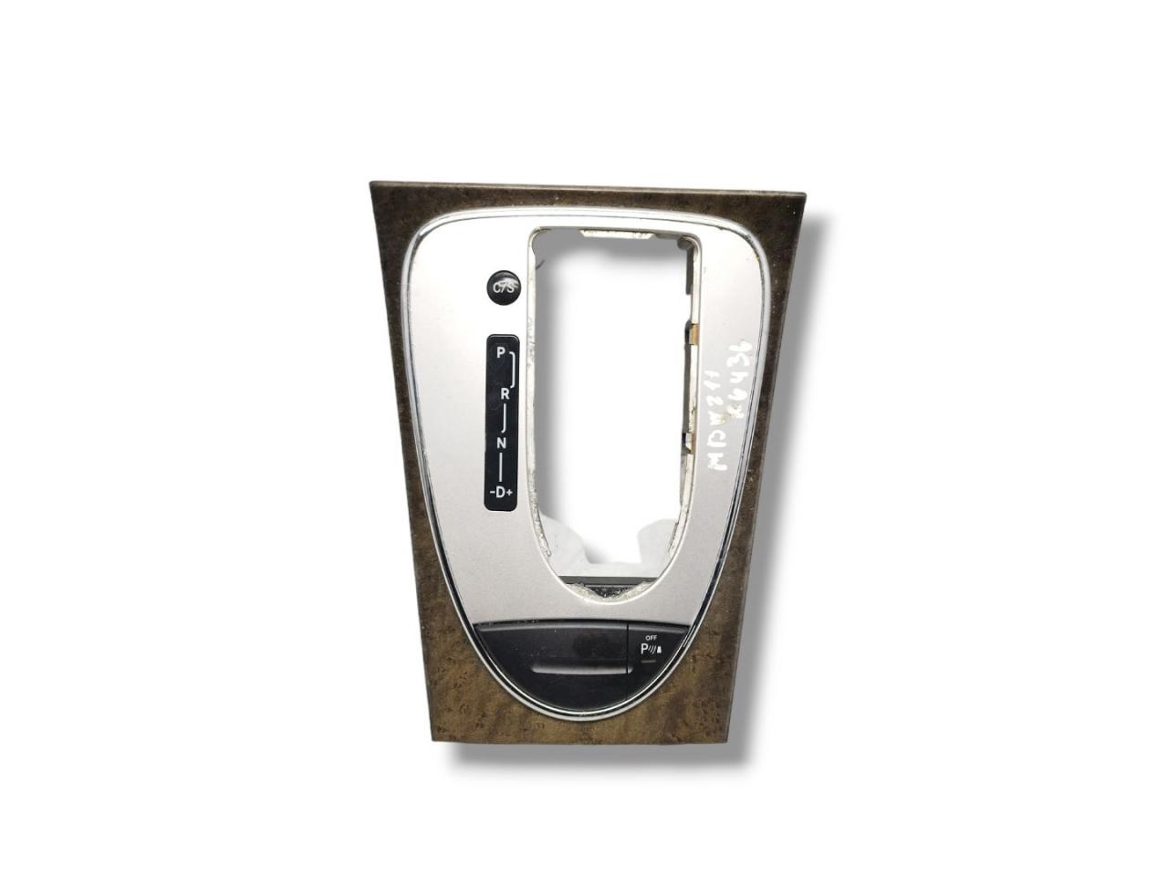 накладка декоративная Mercedes-Benz E-Класс W211/S211 2004, 3.5 л., i, M 272.964, бензин, АКПП, flintgrau / 368, седан, задний привод, правый руль, 2118216958, A2115420426, 2116802436 - фото №1