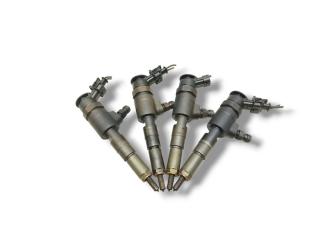 форсунка Peugeot 207 1 поколение 2006, 1.4 л., HDi, 8HZ (DV4TD), дизель, 5МКПП, gris aluminium / ezr, хетчбэк 5 дв., передний привод, правый руль, 565889, 0445110252