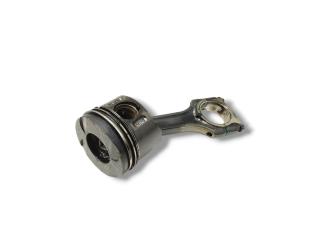 поршень Mercedes-Benz Sprinter 1 поколение (W901-905) [рестайлинг] W902 2002, 2.1 л., CDi, OM 611.981, дизель, 5МКПП, arktikweiss / 9147, микроавтобус, задний привод, правый руль, A6110300320, A6110301117, A6460300220, A6110300520, A6110301417, A6110300717, A6110300317, A6110301217, A6110301517, A6460300020