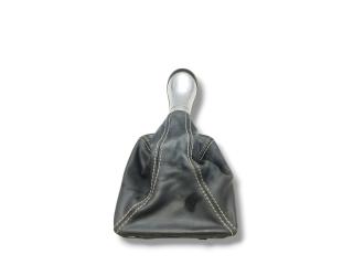 ручка кулисы КПП Mercedes-Benz A-Класс W176 2013, 1.5 л., CDi, OM 607.951, дизель, 6МКПП, kosmosschwarz / 191, хетчбэк 5 дв., передний привод, правый руль, A1763641210