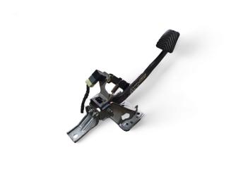 педаль тормоза Hyundai ix35 1 поколение LM 2012, 1.7 л., CRDi, D4FD, дизель, 6МКПП, phantom black / pae, внедорожник 5 дв., передний привод, правый руль, 328002S950