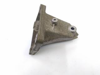 кронштейн двигателя Mercedes-Benz C-Класс W202/S202 W202 1996, 1.8 л., i, M 111.920, бензин, АКПП, серый, седан, задний привод, 6042230004