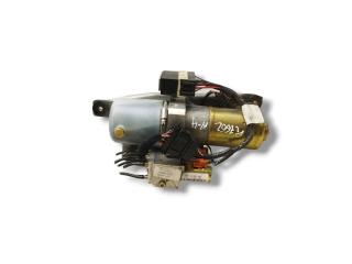 насос гидравлический подъема крыши Audi A4 B6 2004, 2.5 л., TDi, BDG, дизель, 6МКПП, moroblau / lz5j, кабриолет, передний привод, правый руль, 8H0871611