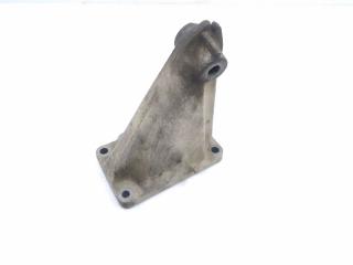 кронштейн двигателя Mercedes-Benz E-Класс W211/S211 2005, 2.6 л., i, M 112.913, бензин, АКПП, чёрный, 185u, седан, задний привод, правый руль, A1122232104