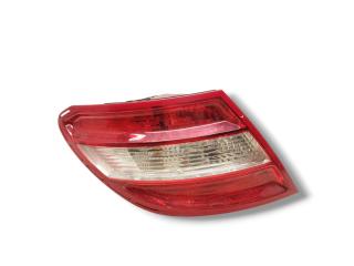 фонарь задний левый Mercedes-Benz C-Класс W204/S204 W204 2008, 1.8 л., Kompr, M 271.952, бензин, АКПП, cubanitsilber / 723, седан, задний привод, правый руль, 2048200164