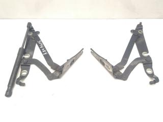 петля крышки багажника Audi A4 B6 2004, 3.0 л., i, ASN, бензин, 6МКПП, ebonyschwarz / lz9w, кабриолет, полный привод, правый руль, 8H0827302A, 8H0827301A